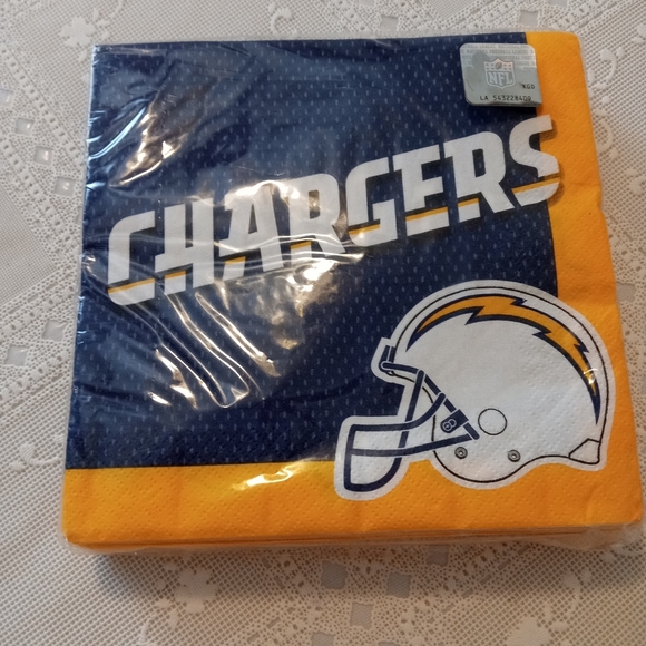 🆕 1 pack of Los Angeles Chargers Lunch Napkins 36ct - Picture 2 of 4